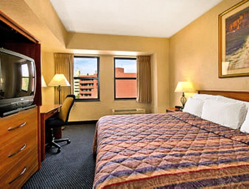 戴斯华盛顿酒店 - 康涅狄格大道 华盛顿哥伦比亚 客房 照片